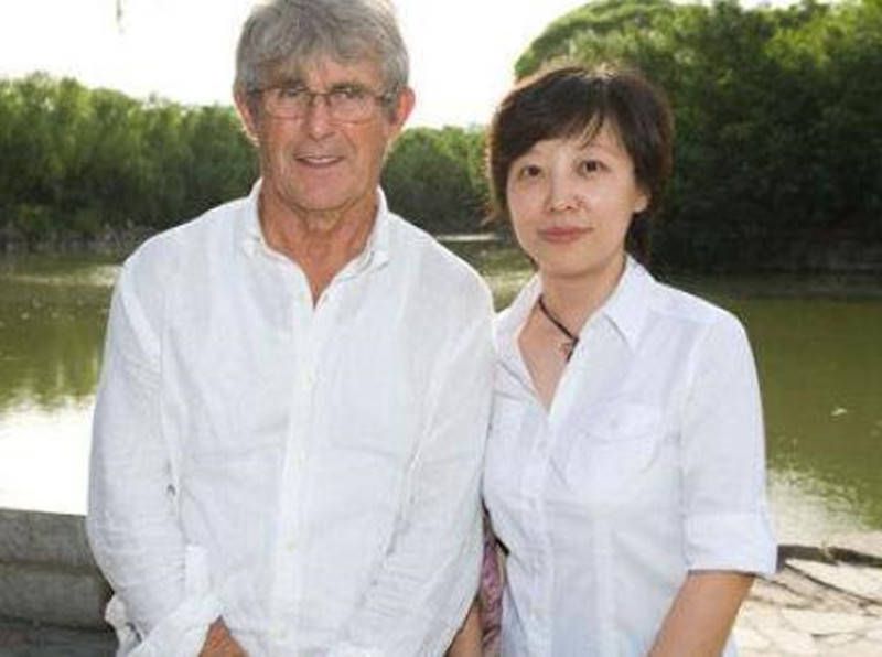 调教小sao货撅起打屁股微博